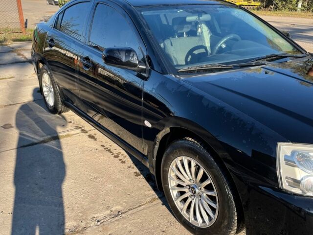 Черный Мицубиси Галант, объемом двигателя 2.4 л и пробегом 265 тыс. км за 5400 $, фото 3 на Automoto.ua