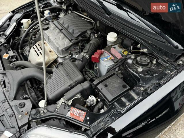 Чорний Міцубісі Галант, об'ємом двигуна 2.4 л та пробігом 90 тис. км за 7900 $, фото 70 на Automoto.ua
