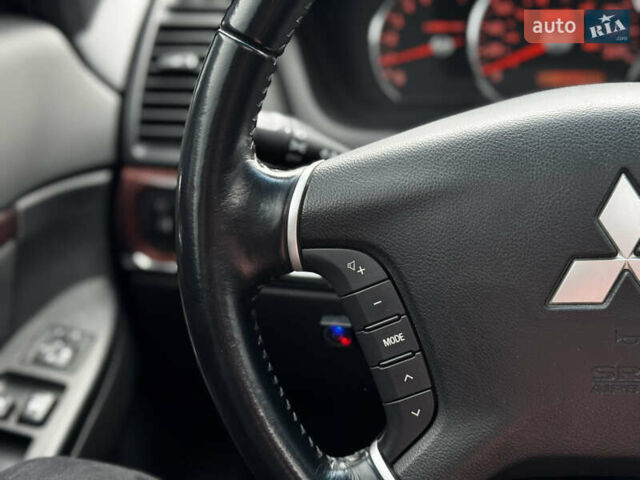 Чорний Міцубісі Галант, об'ємом двигуна 2.4 л та пробігом 90 тис. км за 7900 $, фото 28 на Automoto.ua