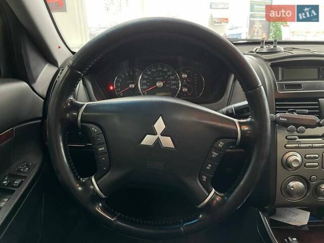 Чорний Міцубісі Галант, об'ємом двигуна 2.38 л та пробігом 211 тис. км за 5990 $, фото 23 на Automoto.ua
