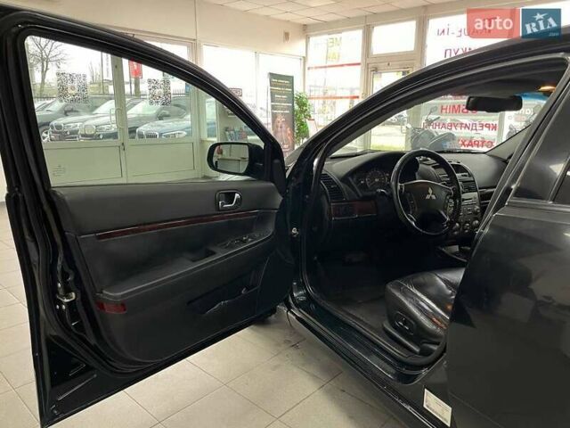 Чорний Міцубісі Галант, об'ємом двигуна 2.38 л та пробігом 211 тис. км за 5990 $, фото 14 на Automoto.ua