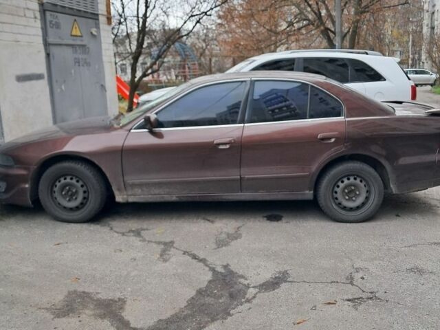 Коричневий Міцубісі Галант, об'ємом двигуна 2.4 л та пробігом 180 тис. км за 3200 $, фото 4 на Automoto.ua