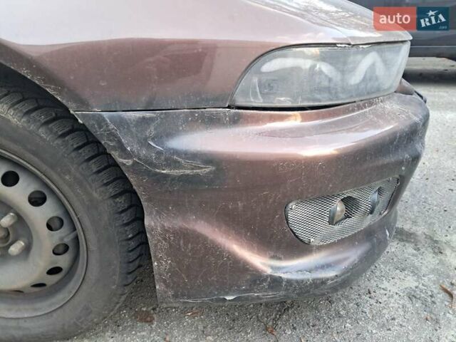 Коричневый Мицубиси Галант, объемом двигателя 2.4 л и пробегом 300 тыс. км за 3000 $, фото 5 на Automoto.ua