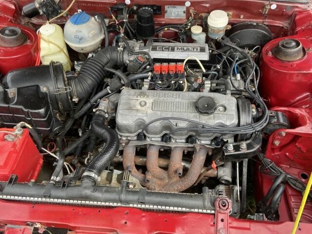 Червоний Міцубісі Галант, об'ємом двигуна 0.18 л та пробігом 300 тис. км за 2099 $, фото 9 на Automoto.ua
