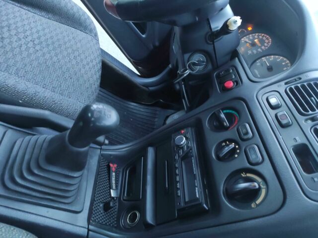 Красный Мицубиси Галант, объемом двигателя 2 л и пробегом 284 тыс. км за 1200 $, фото 14 на Automoto.ua