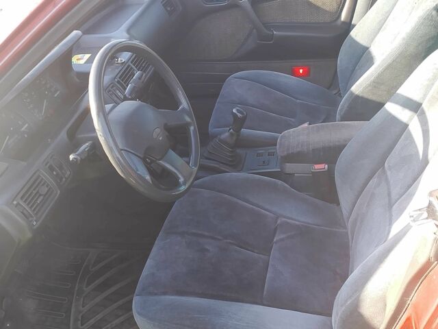 Красный Мицубиси Галант, объемом двигателя 2 л и пробегом 300 тыс. км за 1300 $, фото 6 на Automoto.ua