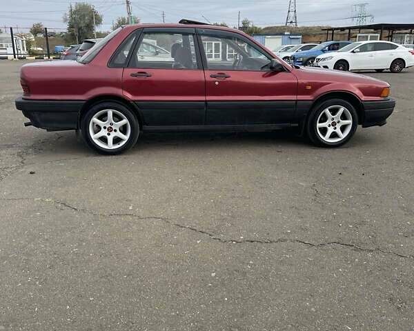 Красный Мицубиси Галант, объемом двигателя 1.8 л и пробегом 283 тыс. км за 2200 $, фото 9 на Automoto.ua