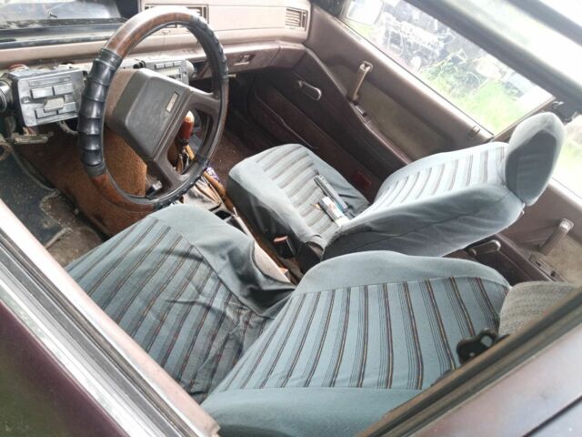 Красный Мицубиси Галант, объемом двигателя 0 л и пробегом 160 тыс. км за 238 $, фото 3 на Automoto.ua