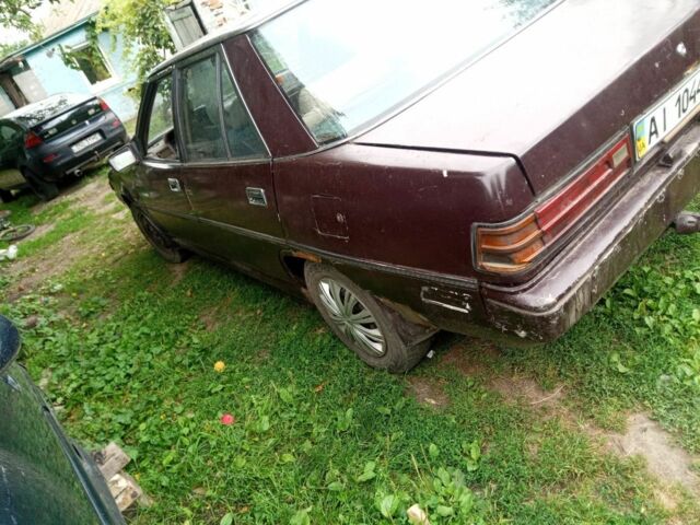 Красный Мицубиси Галант, объемом двигателя 0 л и пробегом 160 тыс. км за 238 $, фото 1 на Automoto.ua