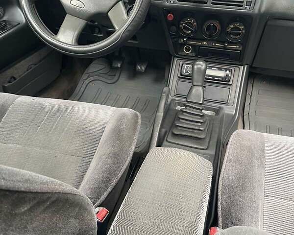 Красный Мицубиси Галант, объемом двигателя 1.8 л и пробегом 283 тыс. км за 2200 $, фото 7 на Automoto.ua