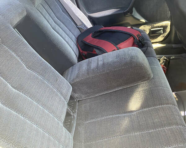 Красный Мицубиси Галант, объемом двигателя 2 л и пробегом 341 тыс. км за 1500 $, фото 8 на Automoto.ua