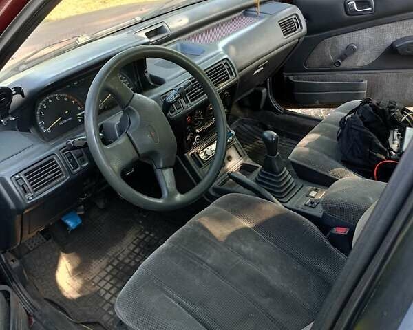 Красный Мицубиси Галант, объемом двигателя 1.8 л и пробегом 400 тыс. км за 999 $, фото 1 на Automoto.ua