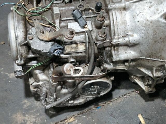 Червоний Міцубісі Галант, об'ємом двигуна 2 л та пробігом 275 тис. км за 2200 $, фото 5 на Automoto.ua