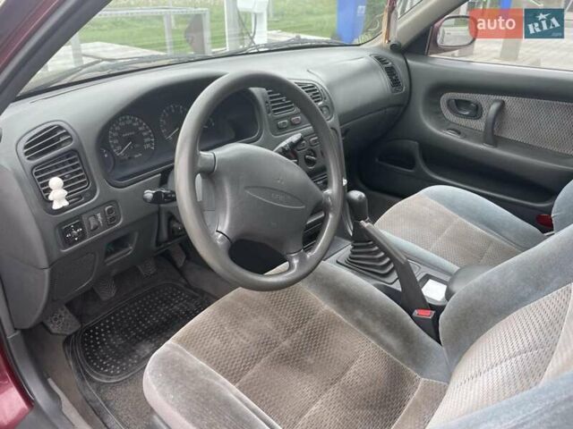 Красный Мицубиси Галант, объемом двигателя 2 л и пробегом 250 тыс. км за 2100 $, фото 10 на Automoto.ua