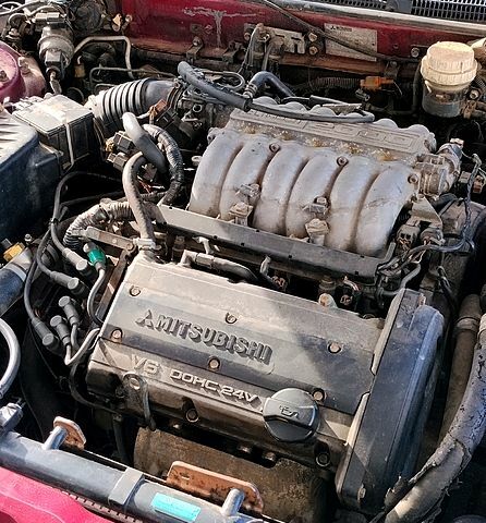 Красный Мицубиси Галант, объемом двигателя 2 л и пробегом 297 тыс. км за 2900 $, фото 10 на Automoto.ua