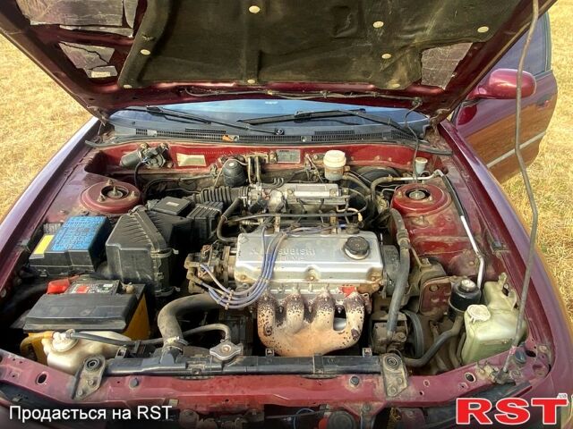 Червоний Міцубісі Галант, об'ємом двигуна 1.8 л та пробігом 250 тис. км за 2500 $, фото 3 на Automoto.ua