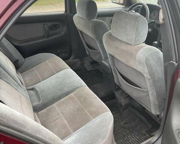 Красный Мицубиси Галант, объемом двигателя 2 л и пробегом 250 тыс. км за 2100 $, фото 8 на Automoto.ua