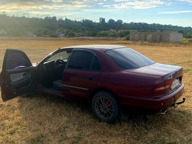 Червоний Міцубісі Галант, об'ємом двигуна 1.8 л та пробігом 250 тис. км за 2500 $, фото 4 на Automoto.ua