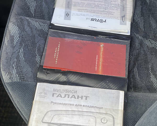 Красный Мицубиси Галант, объемом двигателя 2.5 л и пробегом 350 тыс. км за 2850 $, фото 22 на Automoto.ua