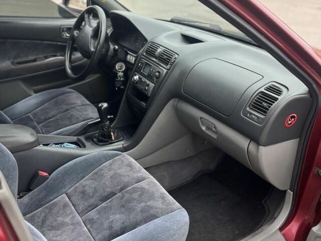 Красный Мицубиси Галант, объемом двигателя 2 л и пробегом 200 тыс. км за 2999 $, фото 12 на Automoto.ua