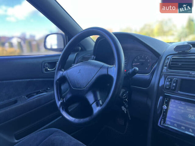 Мицубиси Галант 1999 в Жовкве на Automoto.ua Красный Мицубиси Галант, объемом двигателя 2 л и пробегом 245 тыс. км за 2450 $, фото 21 на Automoto.ua
