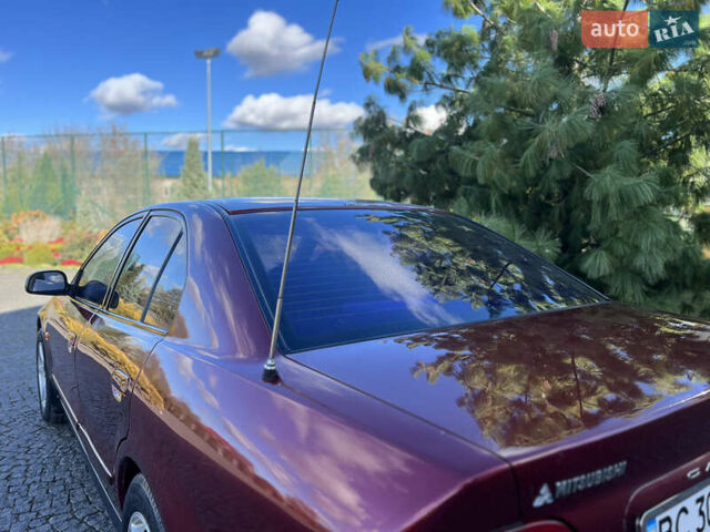 Мицубиси Галант 1999 в Жовкве на Automoto.ua Красный Мицубиси Галант, объемом двигателя 2 л и пробегом 245 тыс. км за 2450 $, фото 12 на Automoto.ua