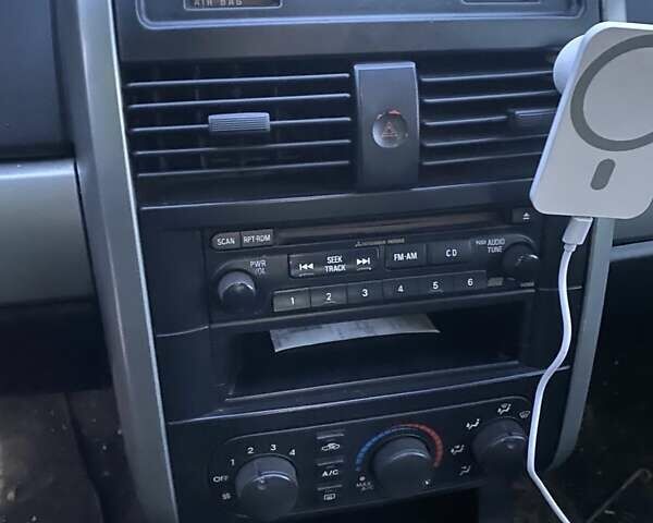 Красный Мицубиси Галант, объемом двигателя 2.4 л и пробегом 236 тыс. км за 4000 $, фото 5 на Automoto.ua