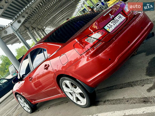 Красный Мицубиси Галант, объемом двигателя 2.4 л и пробегом 100 тыс. км за 7700 $, фото 1 на Automoto.ua