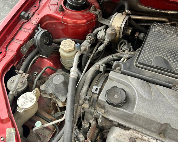 Красный Мицубиси Галант, объемом двигателя 2.38 л и пробегом 300 тыс. км за 5900 $, фото 16 на Automoto.ua