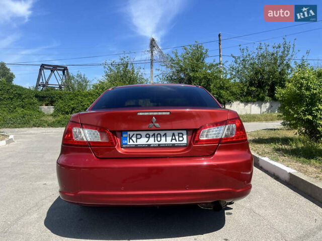 Красный Мицубиси Галант, объемом двигателя 2.4 л и пробегом 255 тыс. км за 5600 $, фото 4 на Automoto.ua