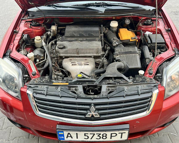Красный Мицубиси Галант, объемом двигателя 2.38 л и пробегом 300 тыс. км за 5900 $, фото 15 на Automoto.ua