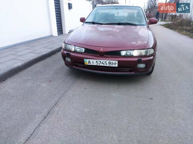 Красный Мицубиси Галант, объемом двигателя 2 л и пробегом 284 тыс. км за 1200 $, фото 1 на Automoto.ua