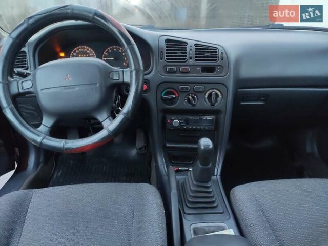 Красный Мицубиси Галант, объемом двигателя 2 л и пробегом 284 тыс. км за 1200 $, фото 10 на Automoto.ua