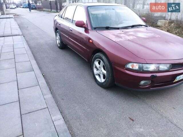 Красный Мицубиси Галант, объемом двигателя 2 л и пробегом 284 тыс. км за 1200 $, фото 2 на Automoto.ua