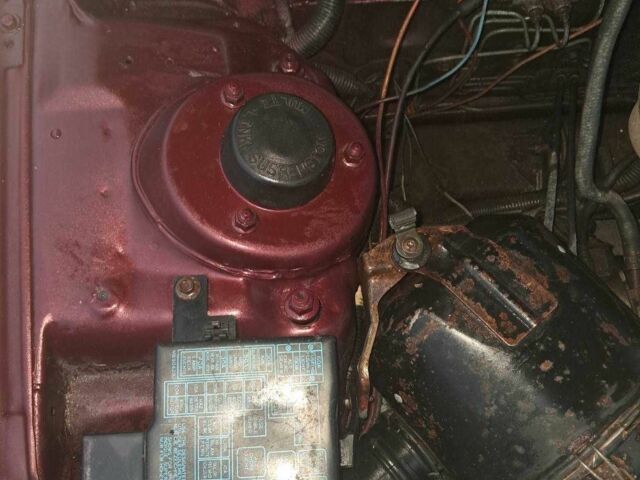 Красный Мицубиси Галант, объемом двигателя 2 л и пробегом 270 тыс. км за 2000 $, фото 6 на Automoto.ua