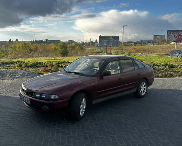 Красный Мицубиси Галант, объемом двигателя 2 л и пробегом 370 тыс. км за 2500 $, фото 4 на Automoto.ua