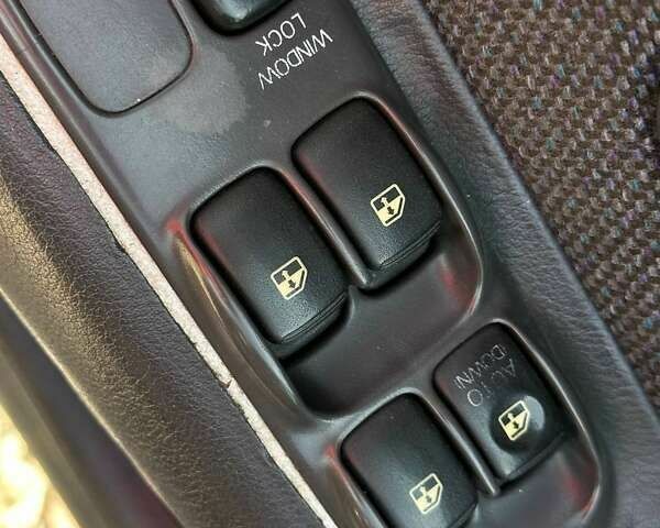 Мицубиси Галант, объемом двигателя 0 л и пробегом 328 тыс. км за 2300 $, фото 16 на Automoto.ua