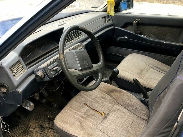 Міцубісі Галант 1987 у Татарбунарах на Automoto.ua Міцубісі Галант, об'ємом двигуна 1.8 л та пробігом 200 тис. км за 500 $, фото 6 на Automoto.ua