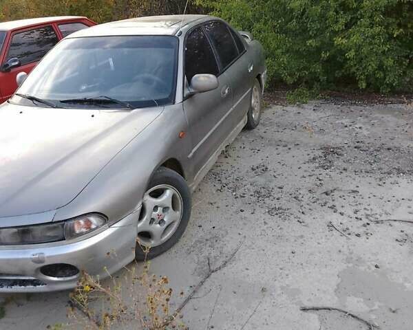 Мицубиси Галант, объемом двигателя 1.8 л и пробегом 100 тыс. км за 1350 $, фото 2 на Automoto.ua