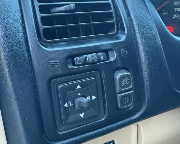 Мицубиси Галант, объемом двигателя 2.5 л и пробегом 300 тыс. км за 2500 $, фото 13 на Automoto.ua