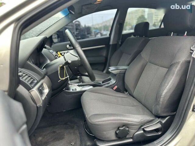 Міцубісі Галант, об'ємом двигуна 2.4 л та пробігом 186 тис. км за 4490 $, фото 5 на Automoto.ua