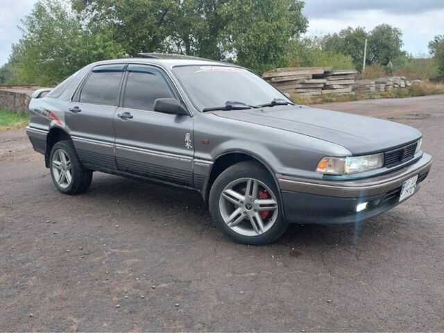 Серый Мицубиси Галант, объемом двигателя 2 л и пробегом 340 тыс. км за 2000 $, фото 4 на Automoto.ua