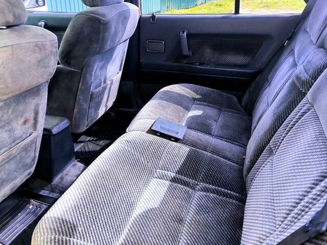 Серый Мицубиси Галант, объемом двигателя 2 л и пробегом 0 тыс. км за 650 $, фото 1 на Automoto.ua