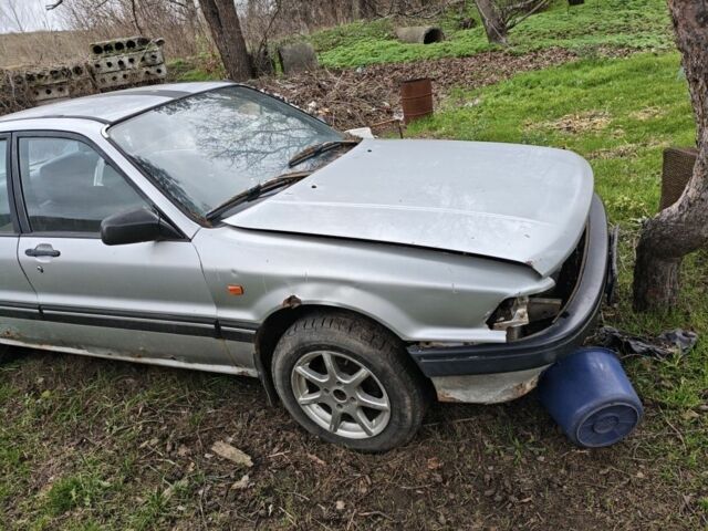 Серый Мицубиси Галант, объемом двигателя 1.8 л и пробегом 300 тыс. км за 450 $, фото 4 на Automoto.ua