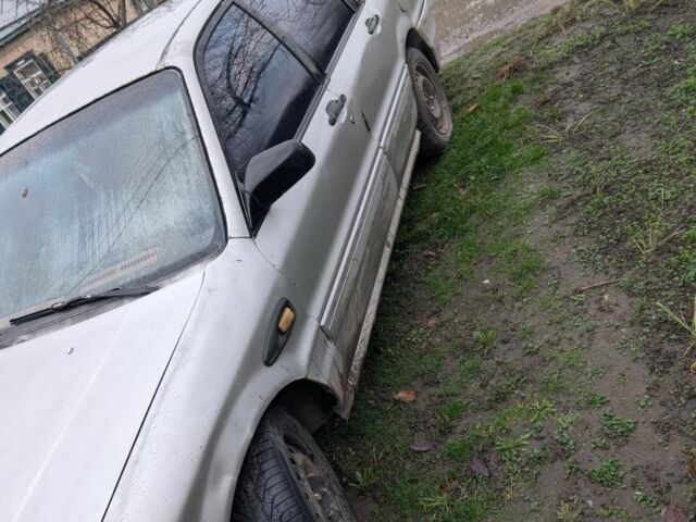 Серый Мицубиси Галант, объемом двигателя 1.8 л и пробегом 400 тыс. км за 660 $, фото 1 на Automoto.ua