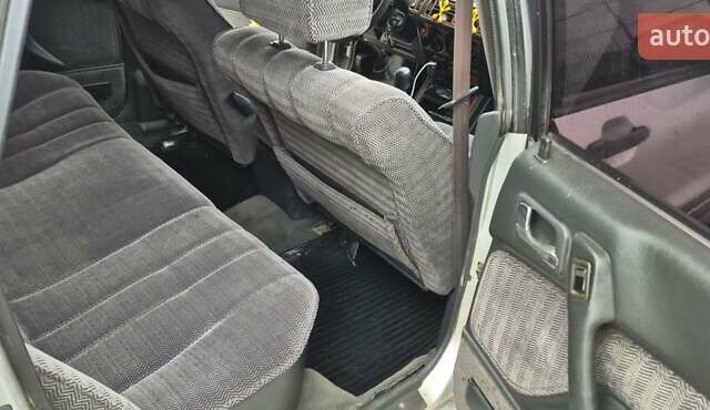 Серый Мицубиси Галант, объемом двигателя 1.8 л и пробегом 340 тыс. км за 1399 $, фото 11 на Automoto.ua