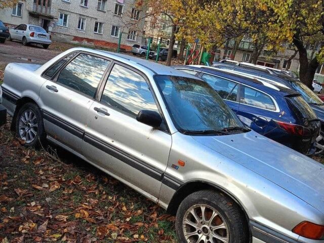 Мицубиси Галант 1988 в Чернигове на Automoto.ua Серый Мицубиси Галант, объемом двигателя 1.8 л и пробегом 300 тыс. км за 500 $, фото 3 на Automoto.ua