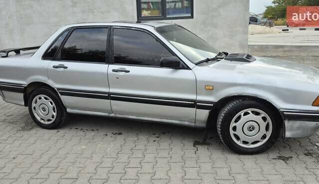 Серый Мицубиси Галант, объемом двигателя 1.8 л и пробегом 340 тыс. км за 1399 $, фото 3 на Automoto.ua