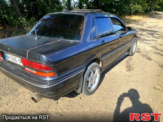 Серый Мицубиси Галант, объемом двигателя 2 л и пробегом 250 тыс. км за 1499 $, фото 1 на Automoto.ua