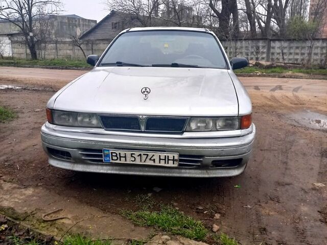 Серый Мицубиси Галант, объемом двигателя 1.8 л и пробегом 0 тыс. км за 1200 $, фото 10 на Automoto.ua